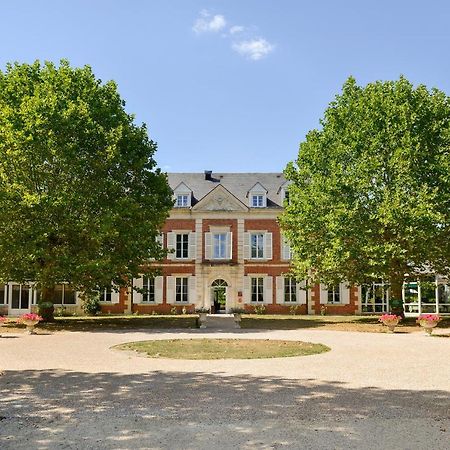 Logis Domaine De Valaudran Hotel Salbris Exterior foto